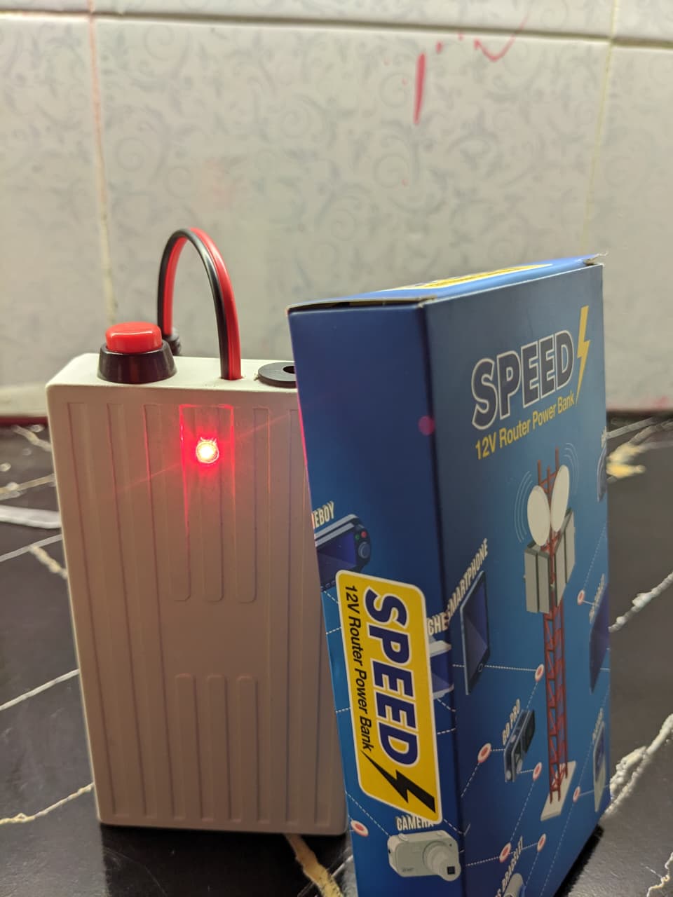 1st Class | ROUTER POWER BANK /12 VOLT/ 9 VOLT - APPLE ORIGINAL